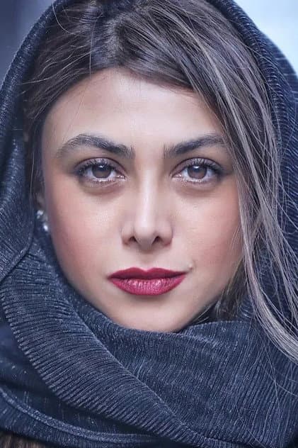آزاده صمدی