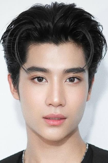ธีธัช คุ้มเมือง