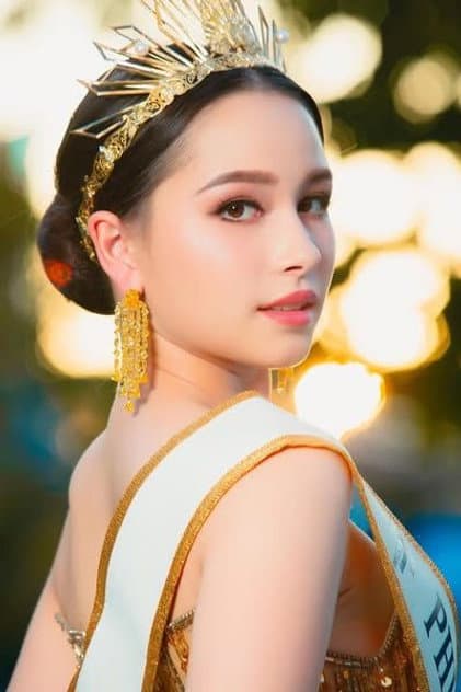 ณภัทร เซน ยังบลัด