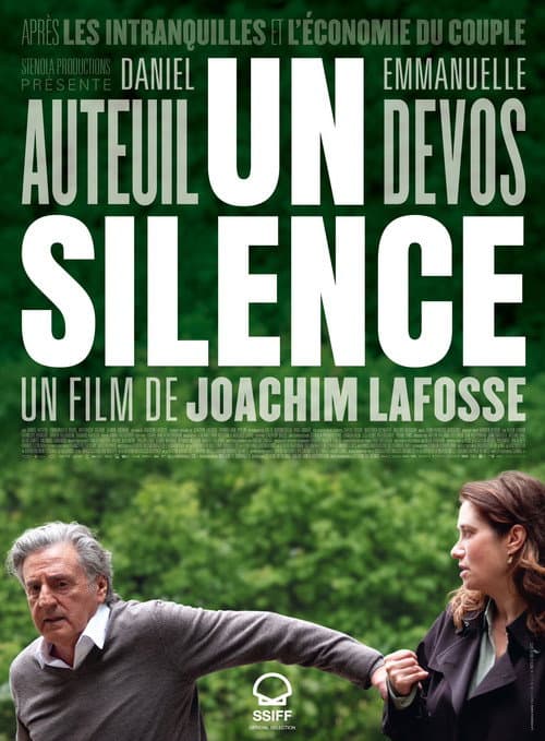 Un silence afişi