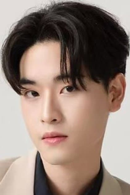 ทะเล สงวนดีกุล